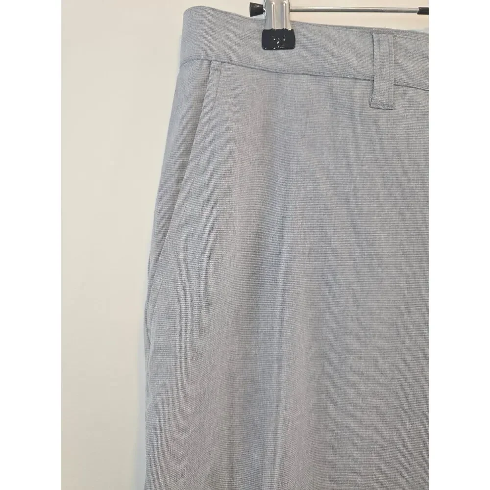 Travis Mathew Grey Stretch Shorts Size 40, NWT - Picture 3 of 9